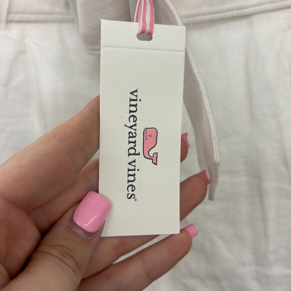 Vineyard Vines Linen Belted Shorts - Picture 3 of 5